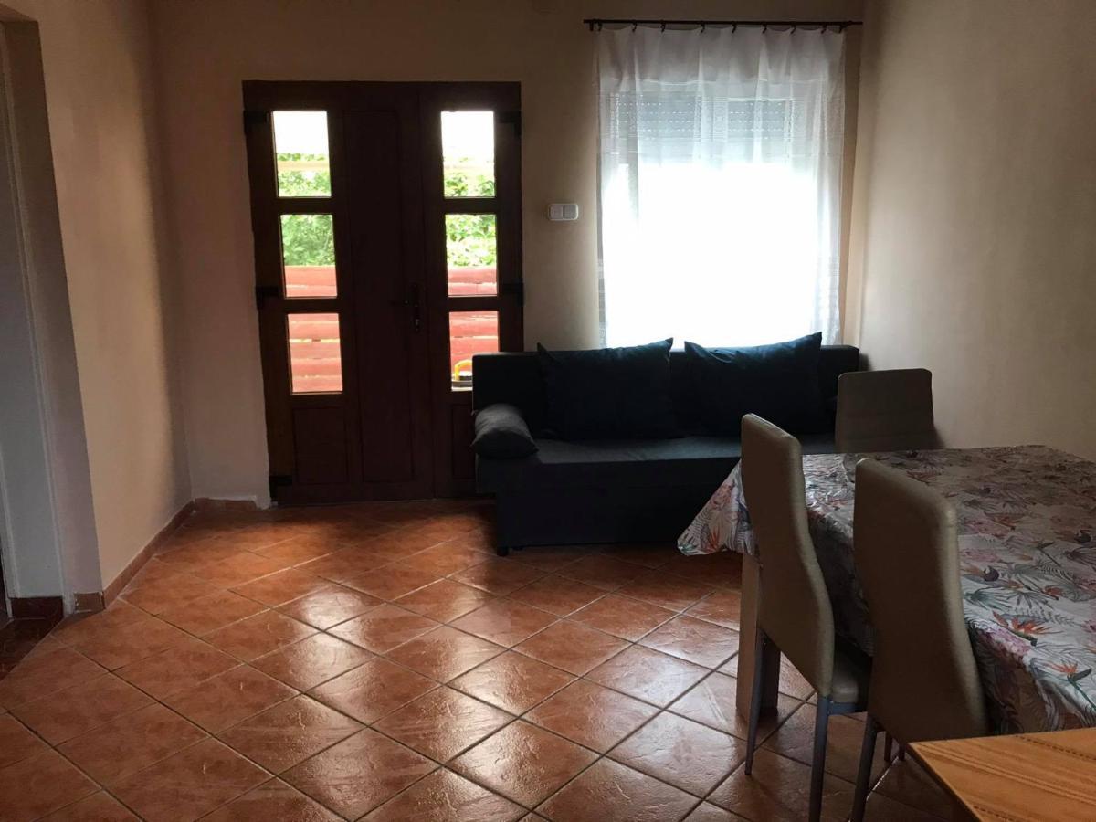Tahiti Apartman Leilighet Hajdúszoboszló Eksteriør bilde