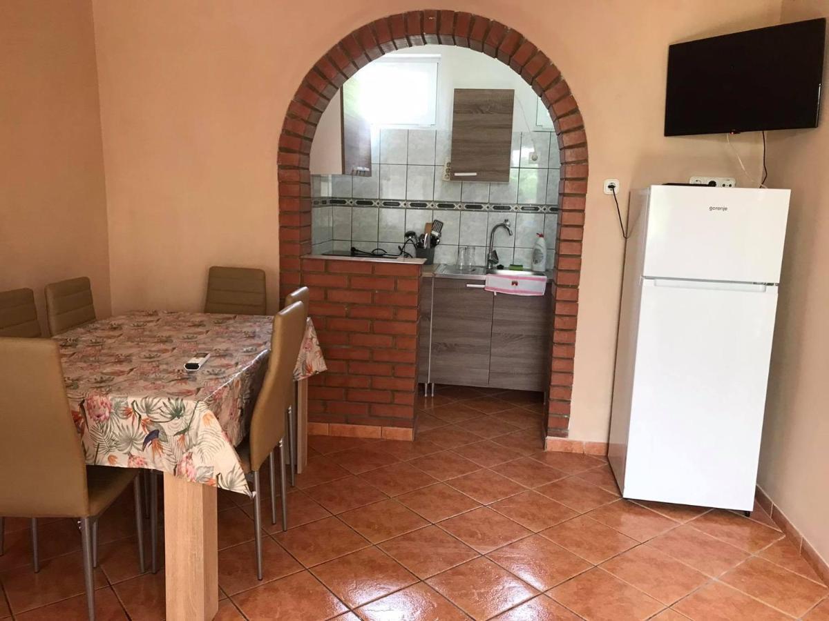 Tahiti Apartman Leilighet Hajdúszoboszló Eksteriør bilde