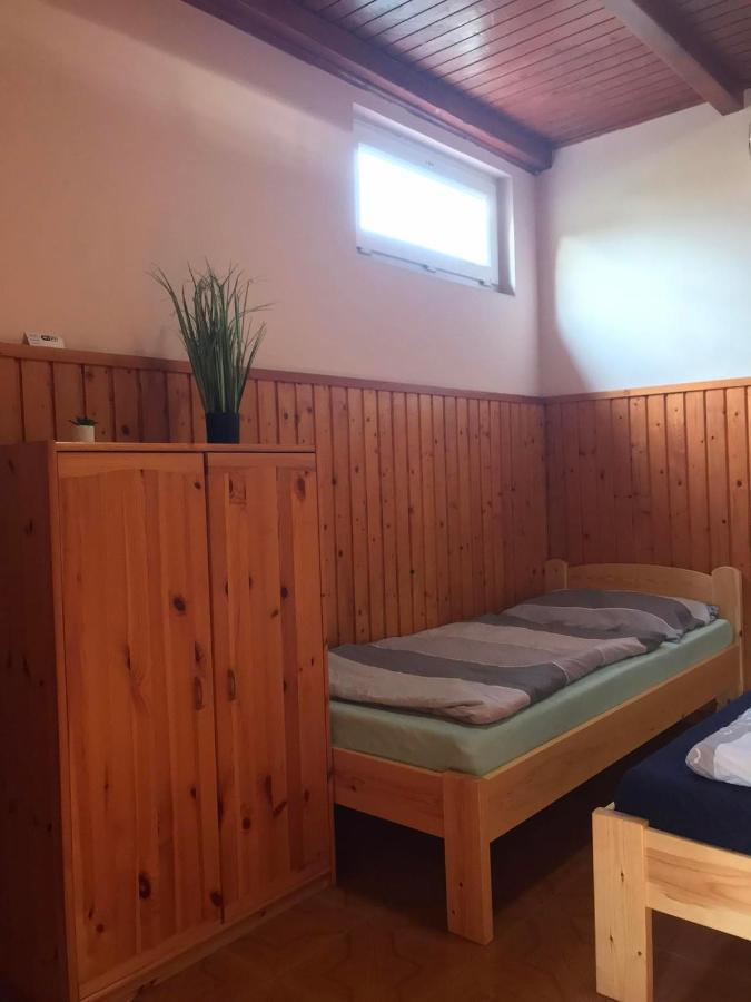 Tahiti Apartman Leilighet Hajdúszoboszló Eksteriør bilde