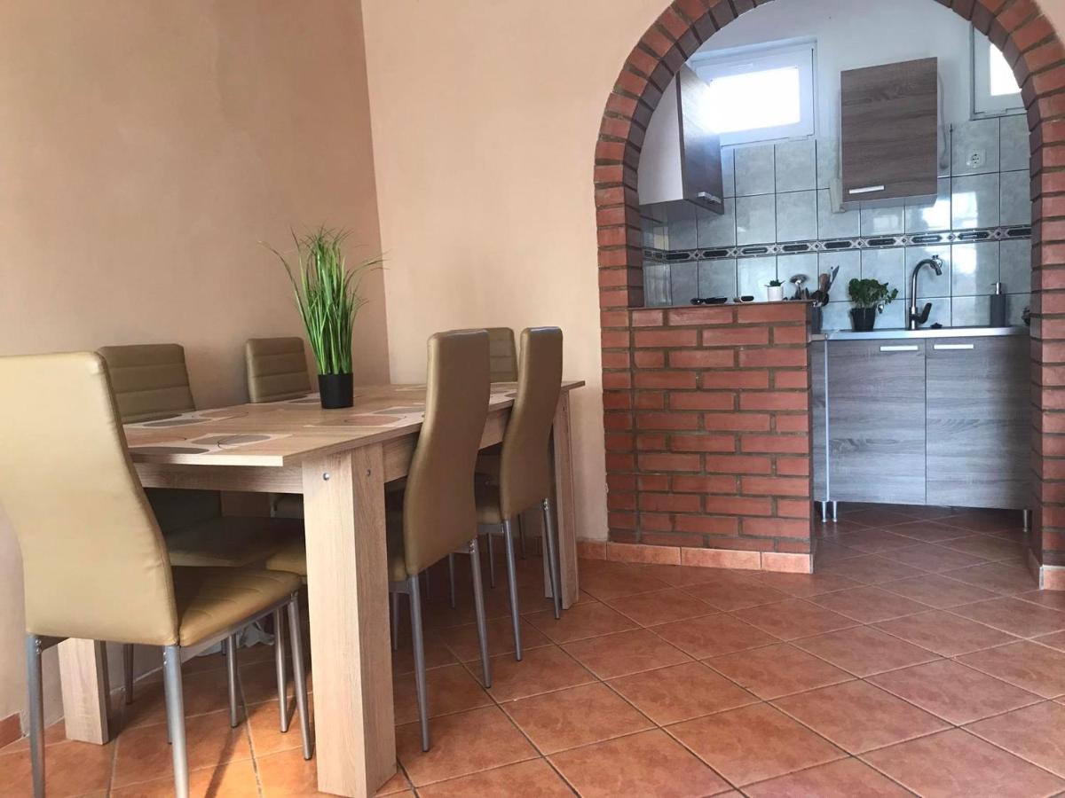 Tahiti Apartman Leilighet Hajdúszoboszló Eksteriør bilde
