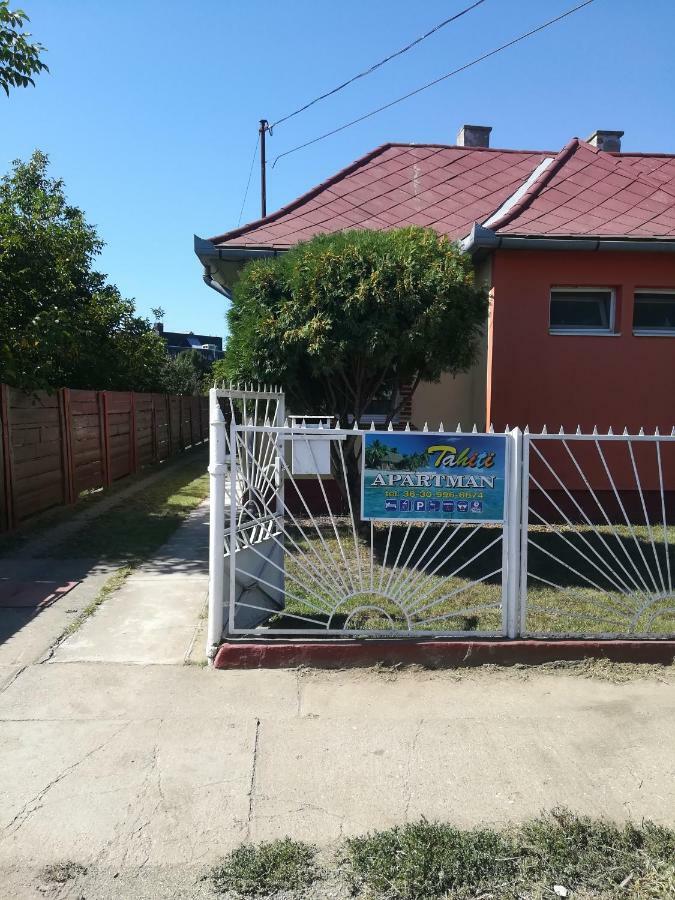 Tahiti Apartman Leilighet Hajdúszoboszló Eksteriør bilde